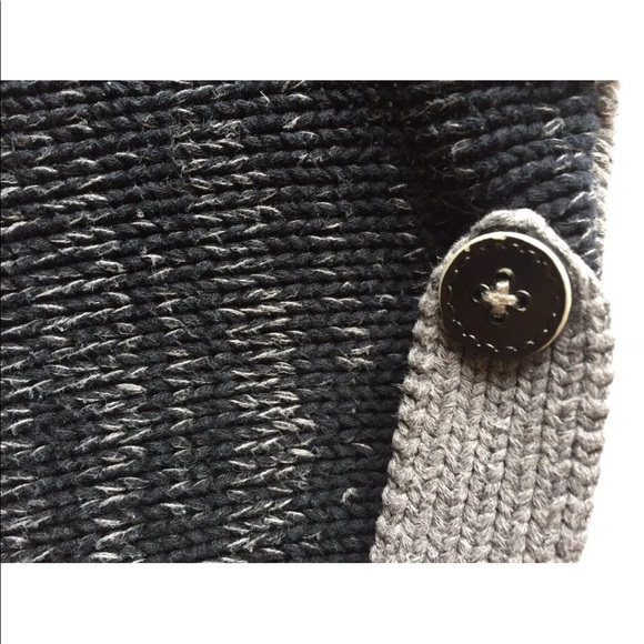 Tristan Men’s  Button Down Cardigan Sweater Medium Navy Grey - Picture 9 of 12